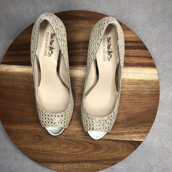 Coach and Four Quillan Open Peep Toe Heel Champagne/Silver Sparkle Size 8.5 - Picture 7 of 8